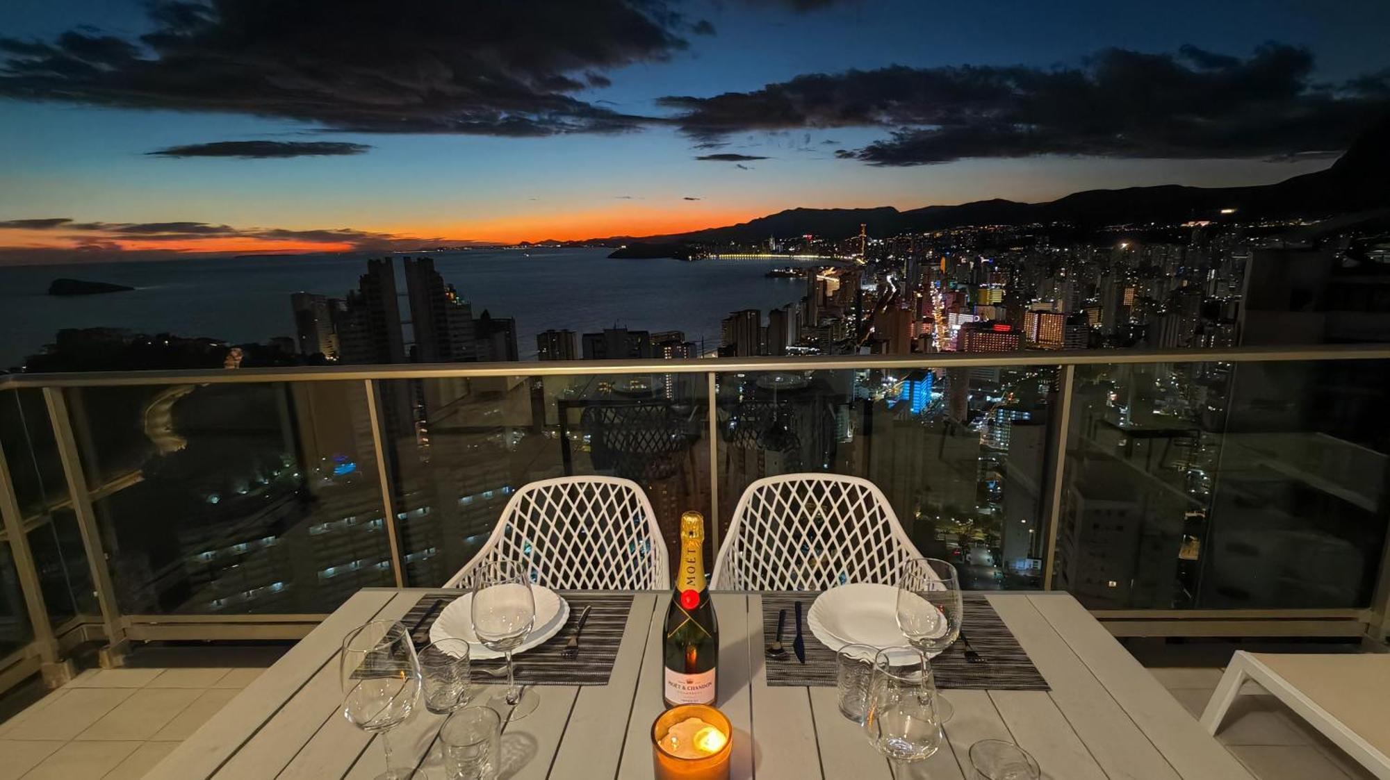 Апартаменты Skyline Floor 28 Sea Views Бенидорм Экстерьер фото