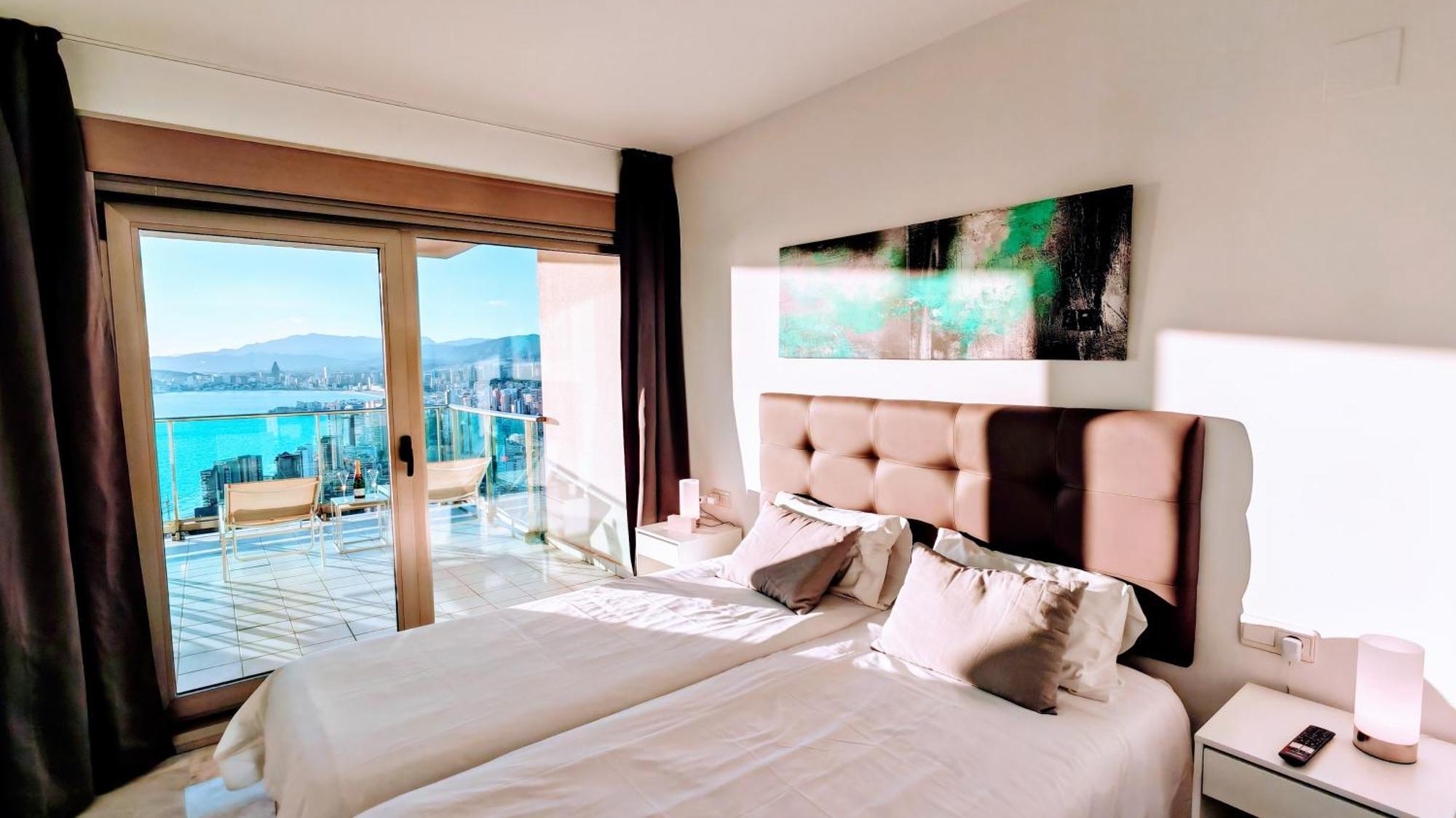 Апартаменты Skyline Floor 28 Sea Views Бенидорм Экстерьер фото