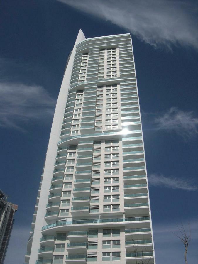 Апартаменты Skyline Floor 28 Sea Views Бенидорм Экстерьер фото